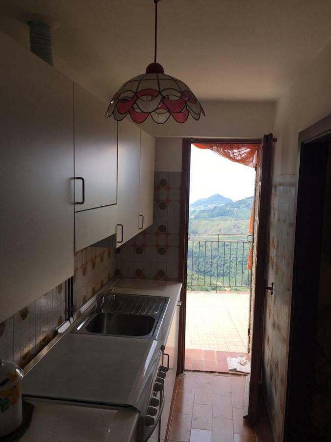 Appartamento Madame Carla Perinaldo Exteriör bild